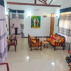 Rodrigo's & Restaurant Negombo